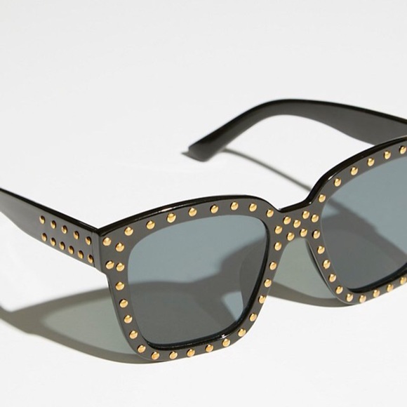 Accessories - Embellished SUNGLASSES Stud Studded Black Gold